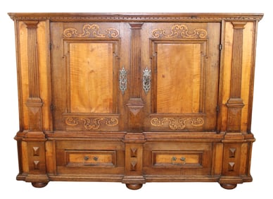 Italian Baroque 2 door cabinet in oak