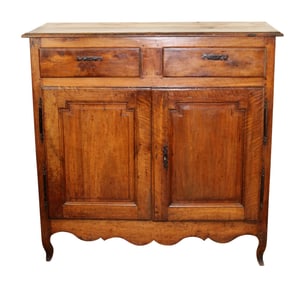French Provincial buffet bas in walnut