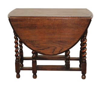 English drop side gate leg table in oak