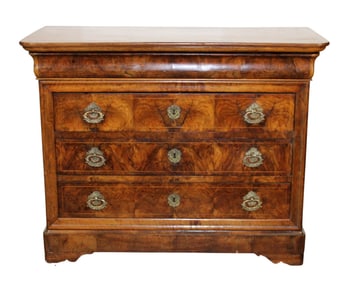 French Louis Philippe commode in burled walnut with walnut top