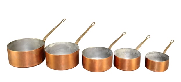 Nest of 5 French copper sauce pans