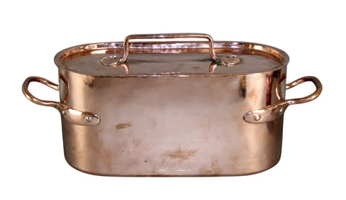 French polished copper oval lidded daubier (stew pot)