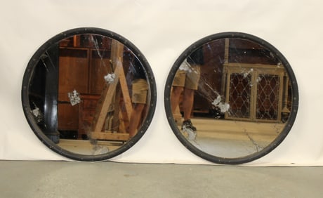 Pair of French round mirrors in wood frames with painted finish