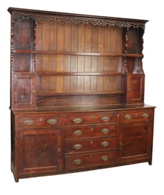 Welsh cupboard in oak