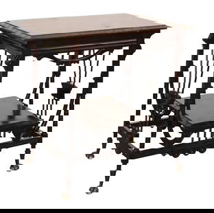 American parlor table in mahogany with glass ball and claw feet: American parlor table in mahogany with glass ball and claw feet. Early 20th century. 30 5/8"h x 28"w x 20"d