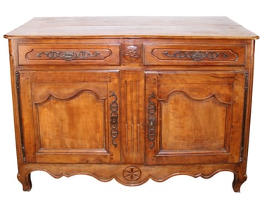 French Provincial 2 door buffet bas in walnut