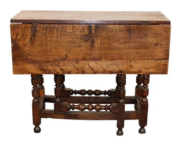 English gateleg drop side table in oak on turned legs