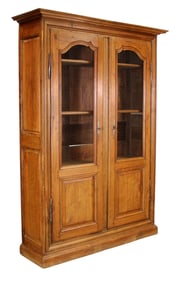French Provincial 2 door bookcase in oak with wire doors