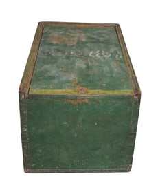 Italian painted pine lidded box