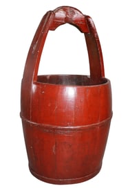 Chinese red lacquer water bucket