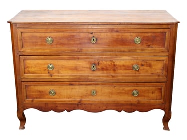French Louis XV/Louis XVI transitional commode in walnut