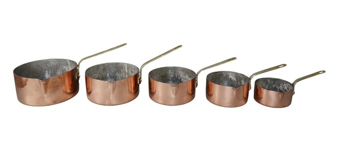 Lot of 5 French copper saucepans with pourer spout