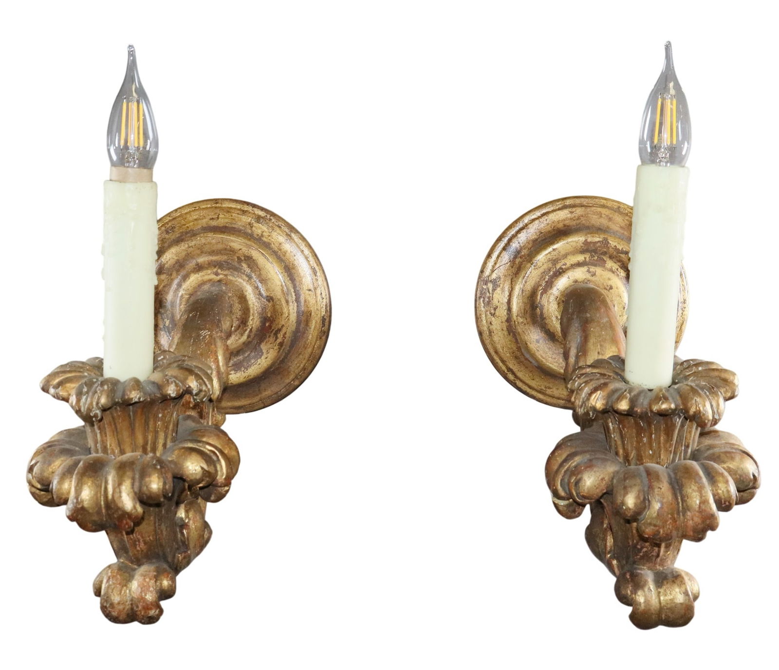 Pair of Italian gilt wood single arm sconces (1 of 4)
