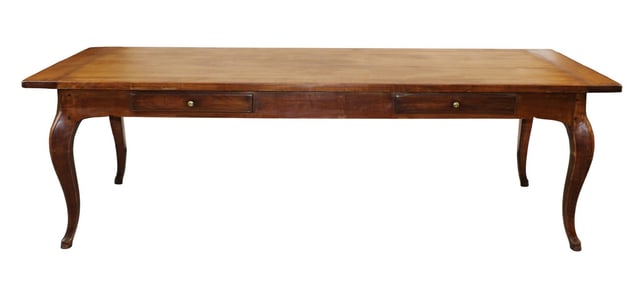 French provincial dining room table in mahogany with cabriolet legs