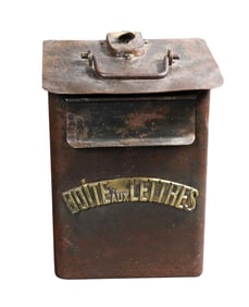 19th century Paris boite aux lettres (letter box)