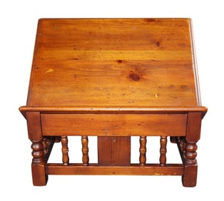 Book rest in pine with spindles