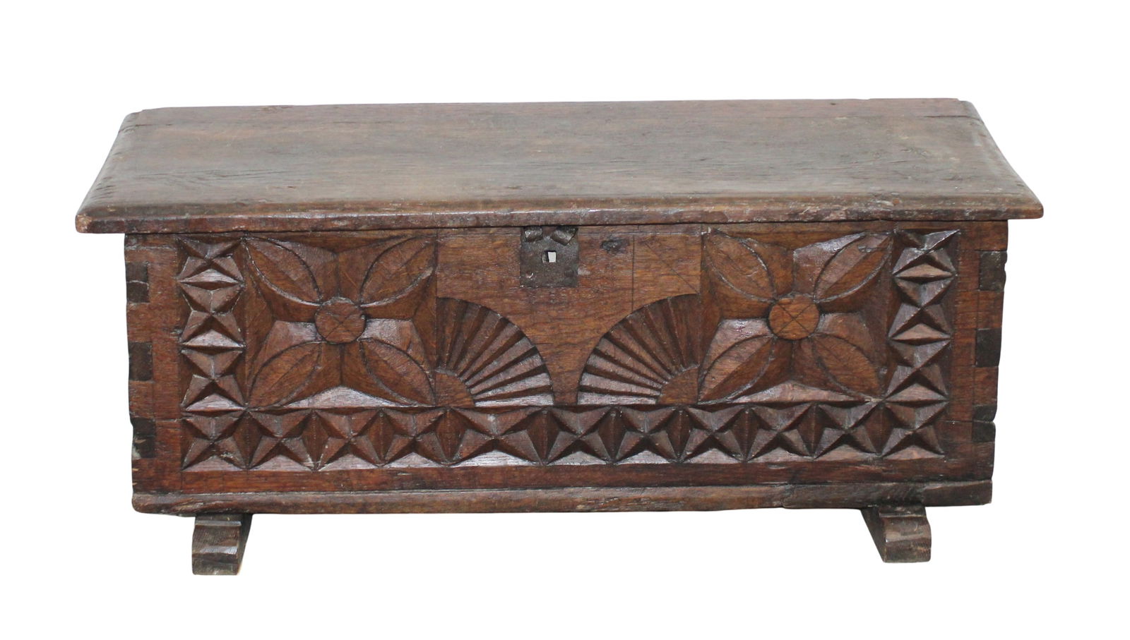 French oak table top trunk with floral and geometric carvings (1 of 7)