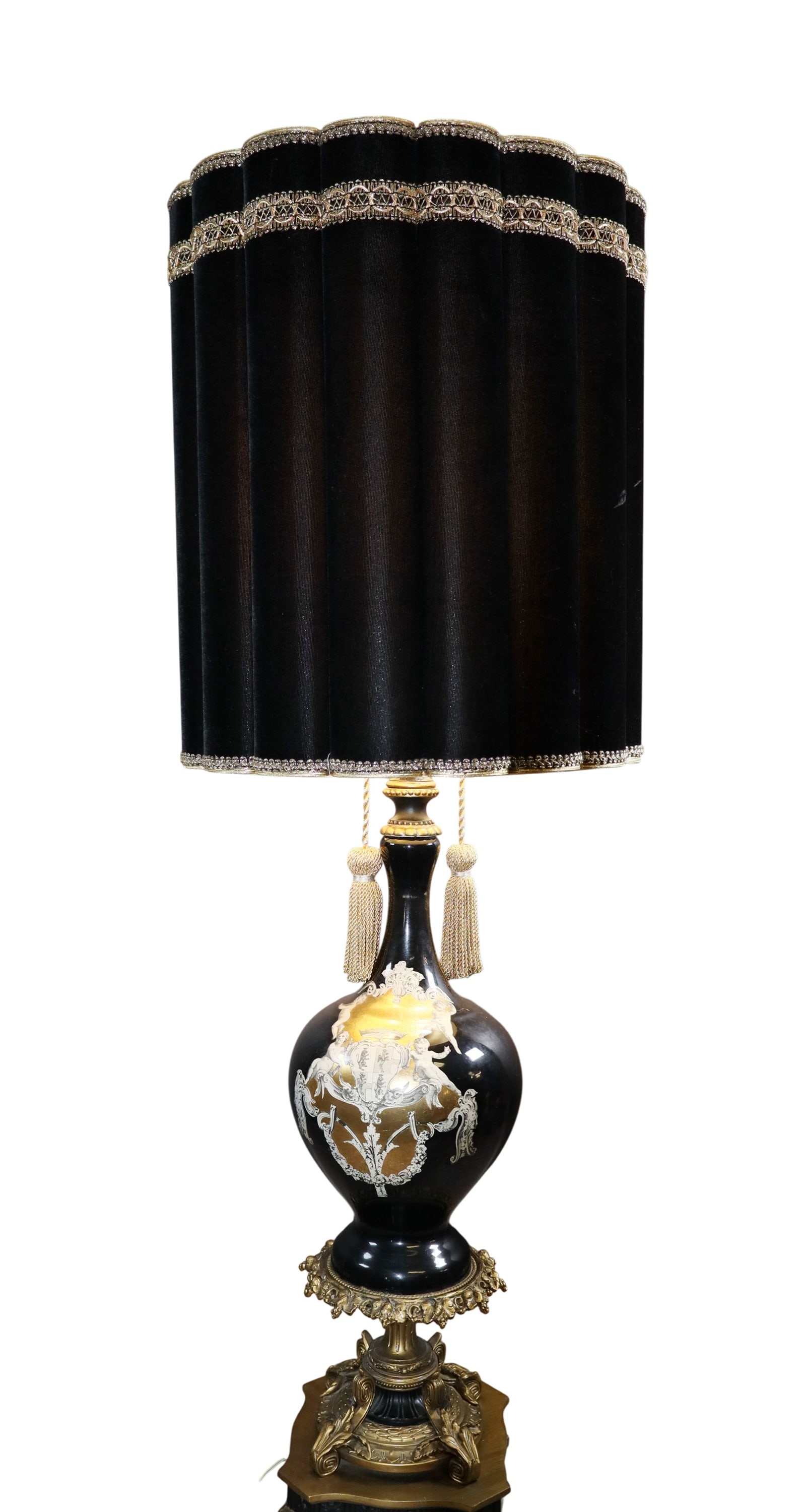 Large scale classical motif lamp with cherubs: Large scale classical motif lamp with cherubs. 44 1/2"h x 16"dia. Weight: 15lbs