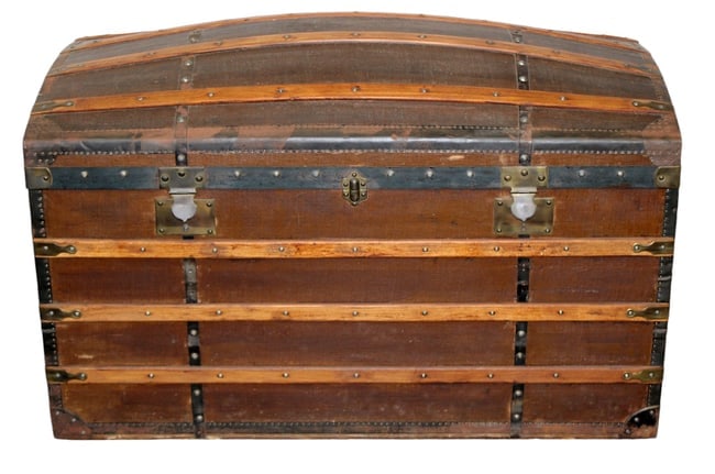 French dome top steamer trunk (1 of 7)