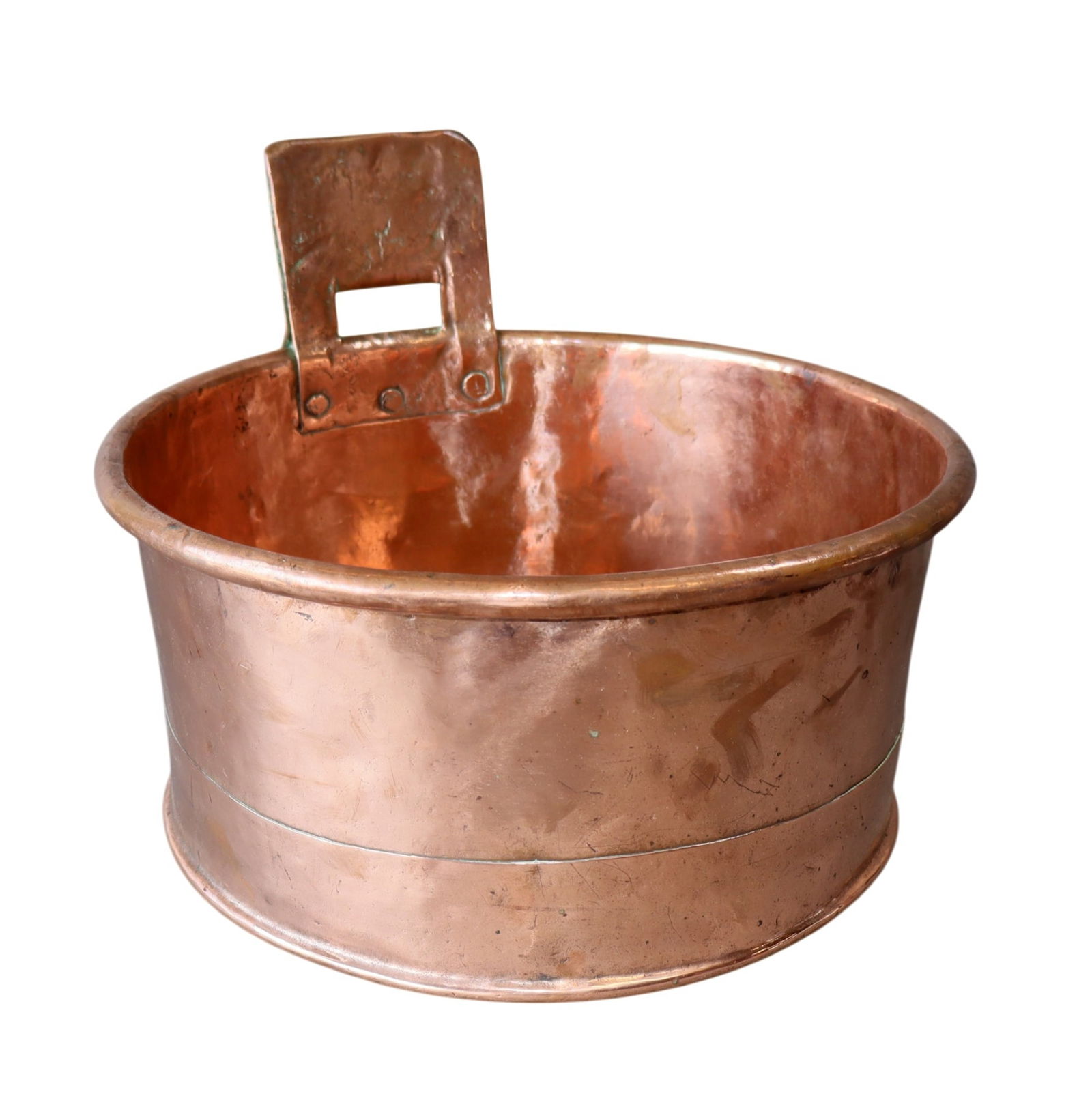 Large French copper flat bottom pot with hanging bracket: Large French copper flat bottom pot with hanging bracket. 19th century. 11 1/2"h x 15 1/4"dia. Weight: 9lbs