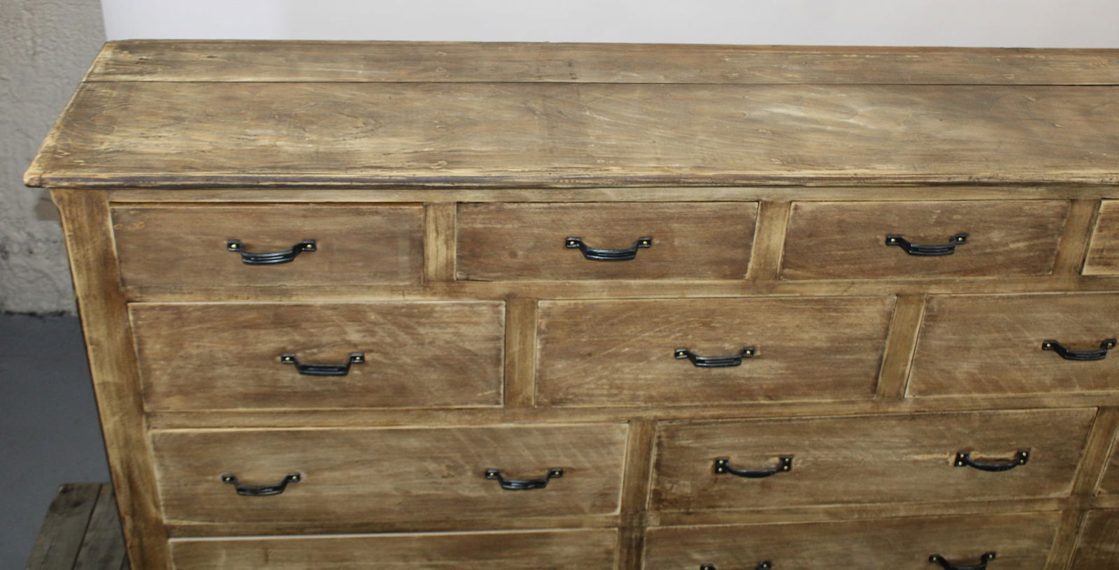 French multi drawer counter in pine - 9