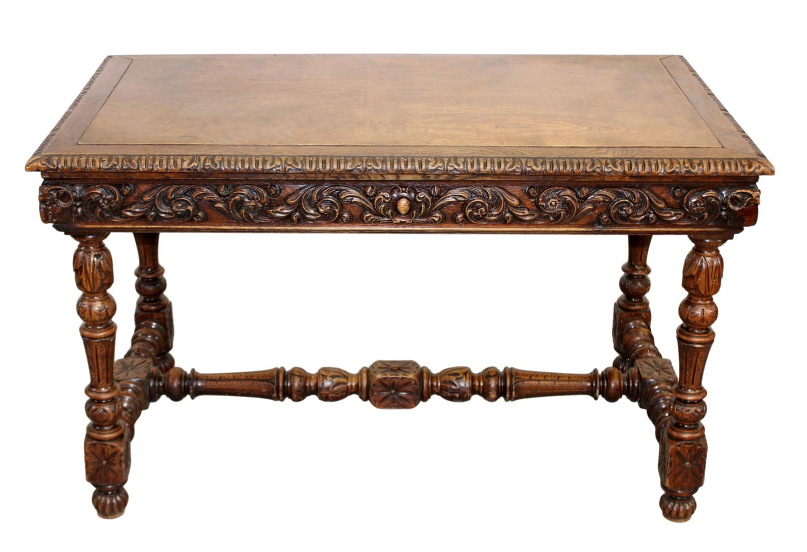 French bureau plat desk in oak with carved frieze and rams' heads: French bureau plat desk in oak with carved frieze and rams' heads. Late 19th century.