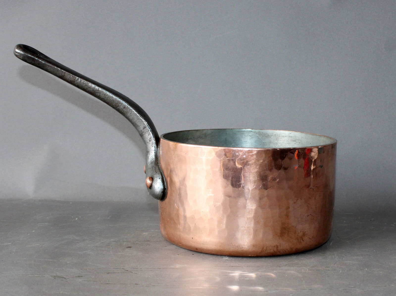 French hammered copper pot - 6