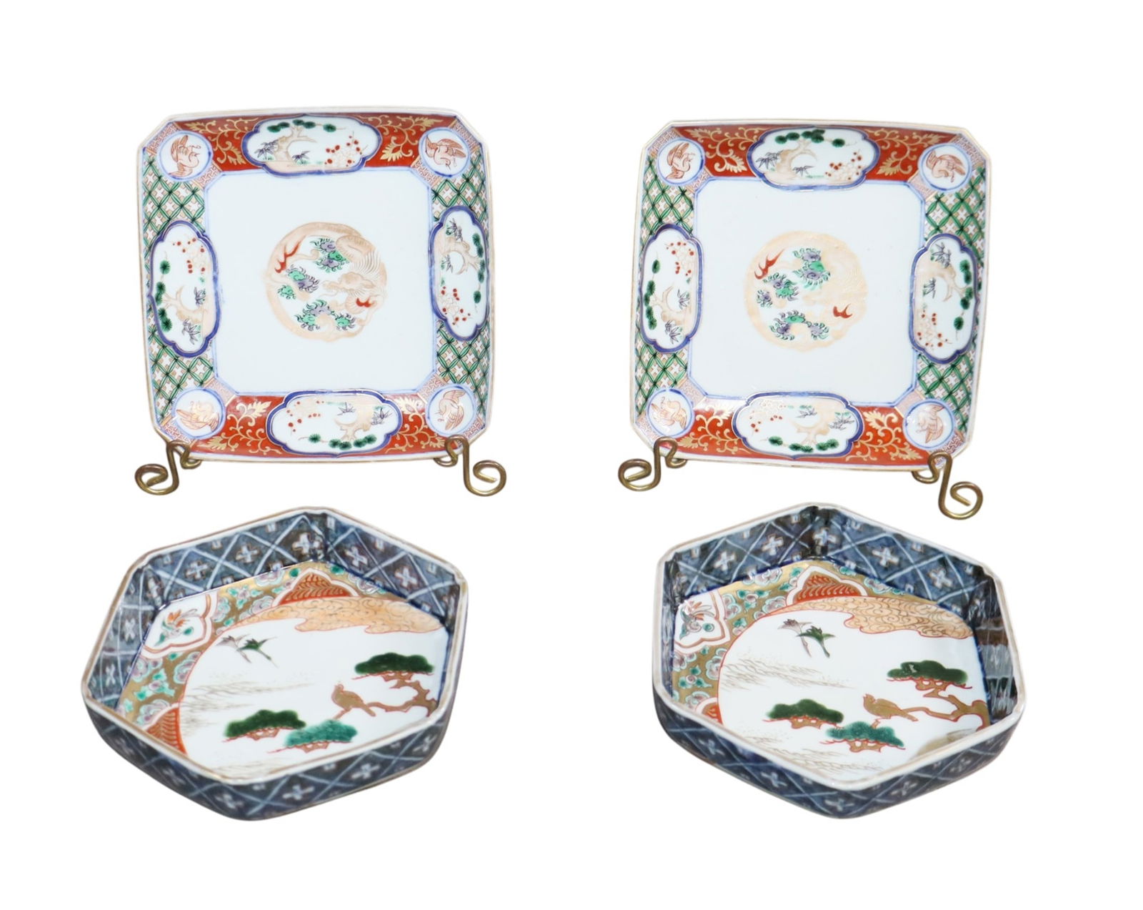 Lot of 4 pieces Imari: 2 square plates and 2 hexagonal plates: Lot of 4 pieces Imari: 2 square plates and 2 hexagonal plates. Square: 1 1/8"h x 6 1/8"w x 6 1/8"d Hexagonal: 1 3/4"h x 5 3/8"w x 6"d Weight: 3.5 lbs. total