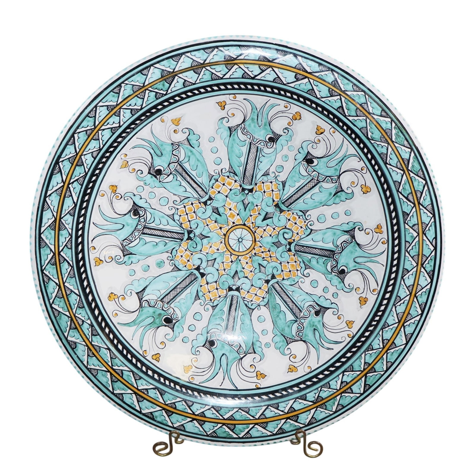 Italian Fusari Orvieto glazed terra cotta charger: Italian Fusari Orvieto glazed terra cotta charger. 2 1/4"h x 15 7/8"dia Weight: 4lbs