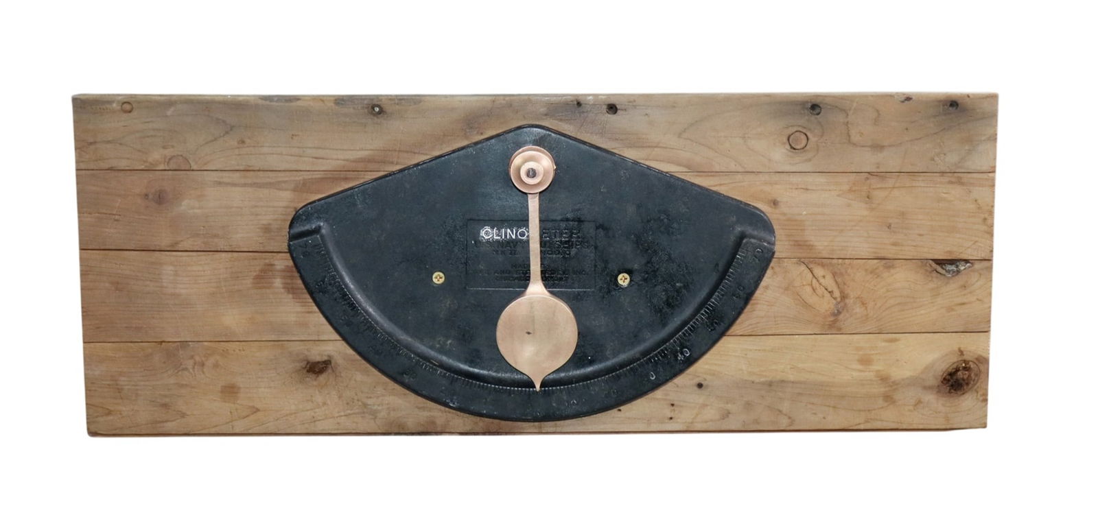 Ships Clinometer Circa 1942 US navy Chicago: Ships Clinometer Mark III Model O, 1942 US Navy Chicago. Mounted on wooden board. 8 5/8"h x 22 1/2"w x 2 1/4"d. Weight: 4lbs