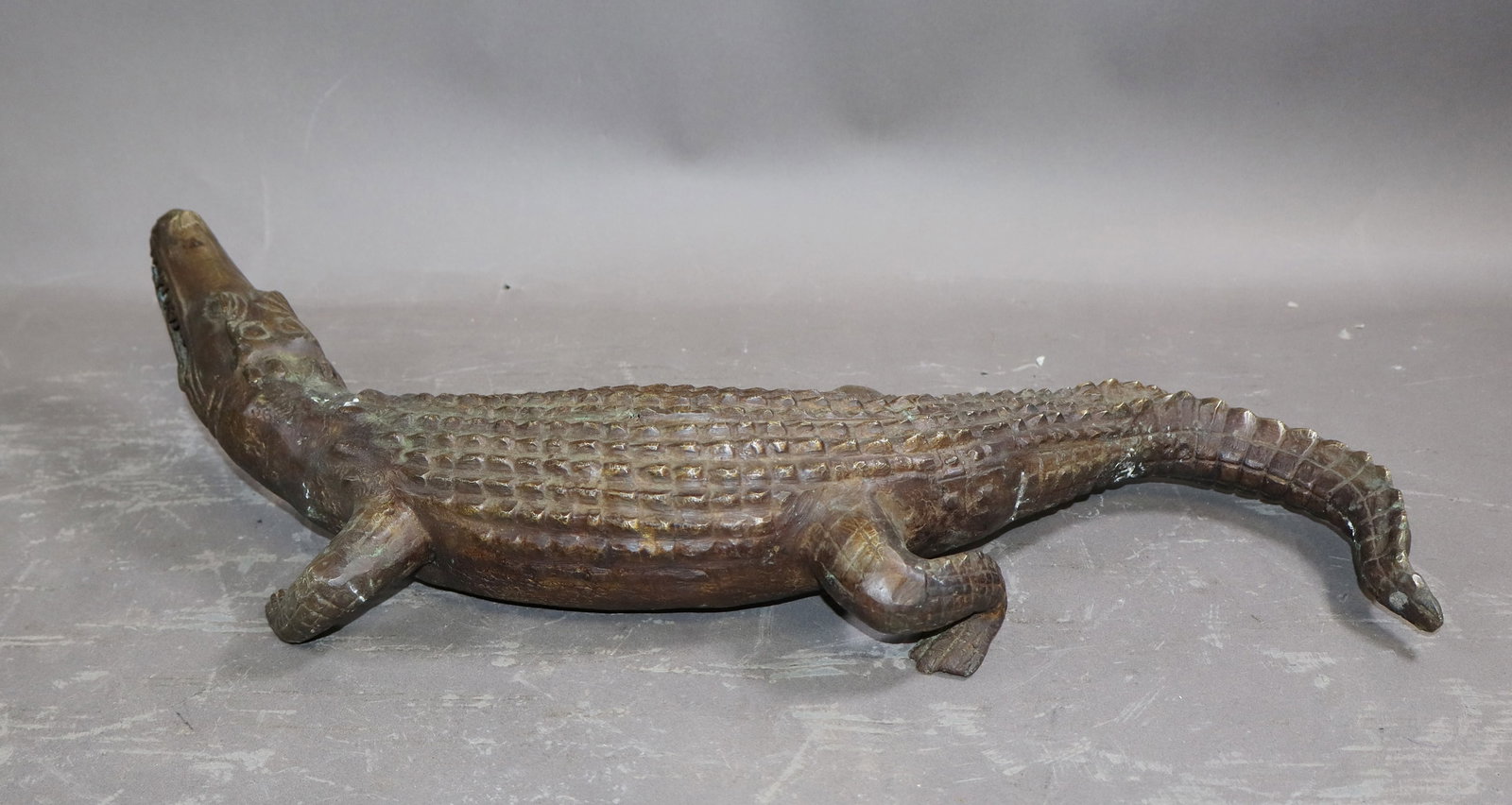 Bronze crocodile statue - 6