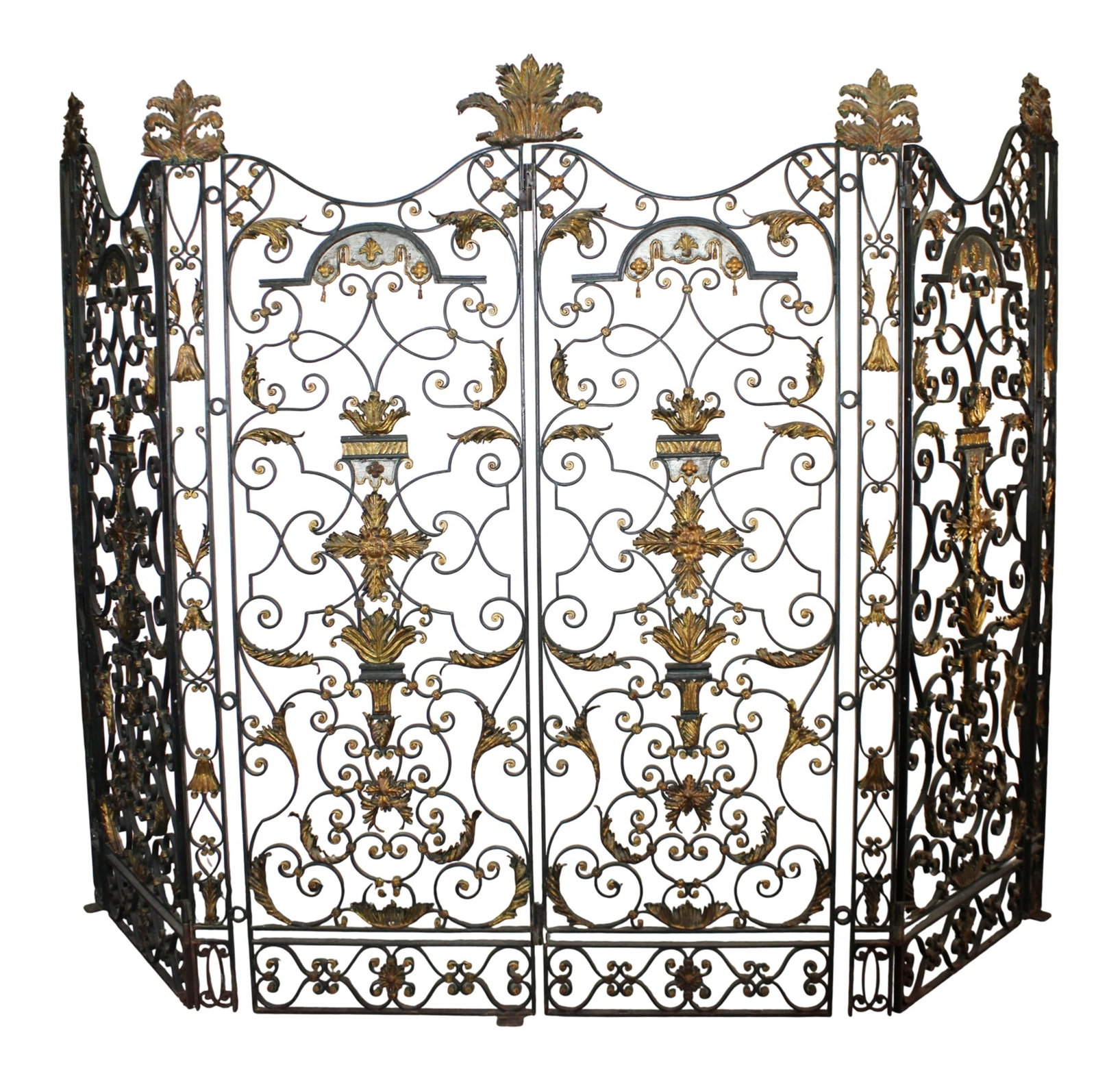 Lot of 4 scrolled iron panels with gilt accents: Lot of 4 scrolled iron panels with gilt accents. Late 20th century. 82"h x 2 panels are 32 3/8"w and 2 are 31 3/4"w Total width: 128"w