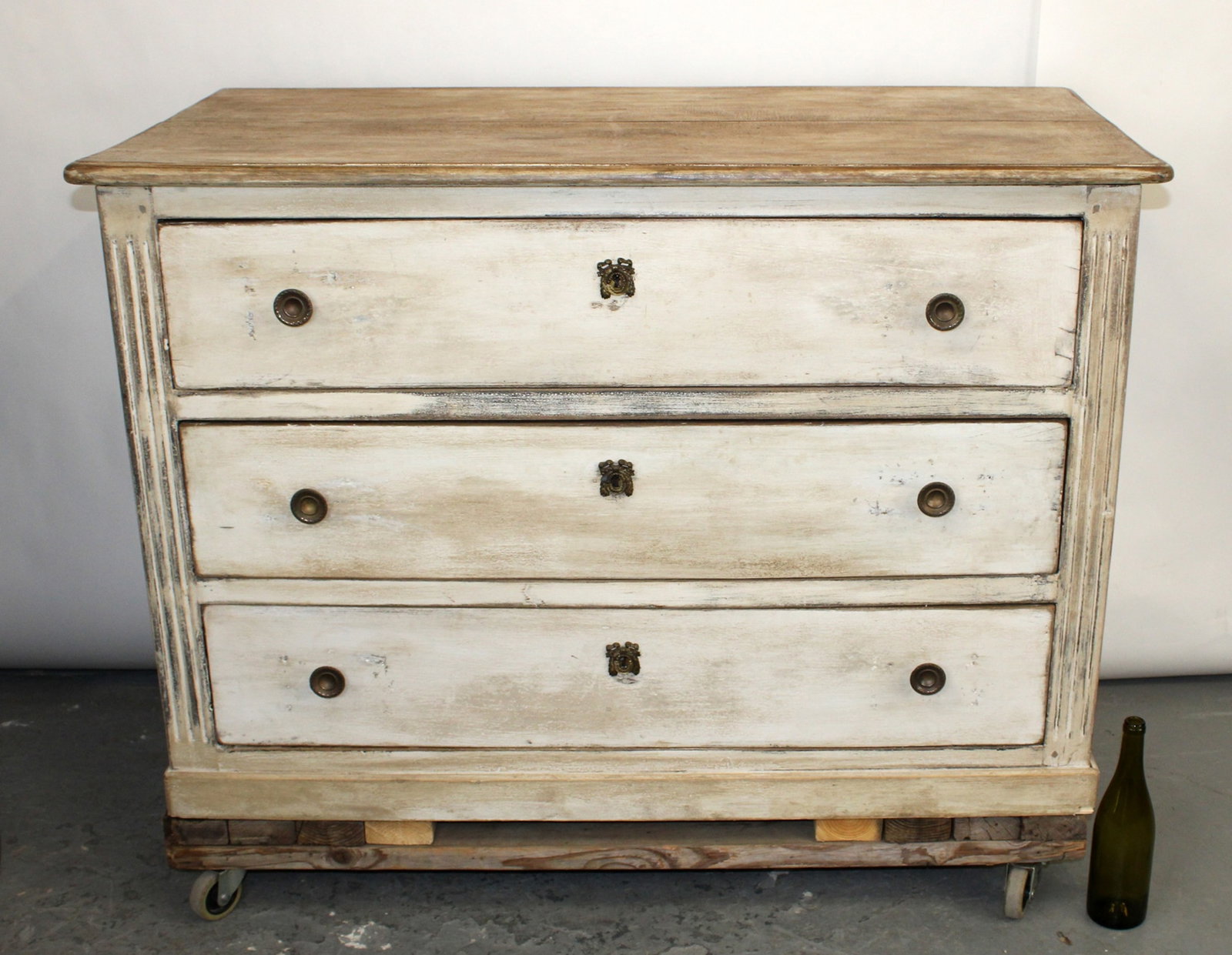 French Transitional 3 drawer commode - 12