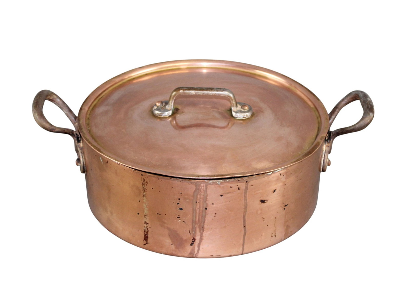 Small French copper lidded stock pot with iron handles. (1 of 7)