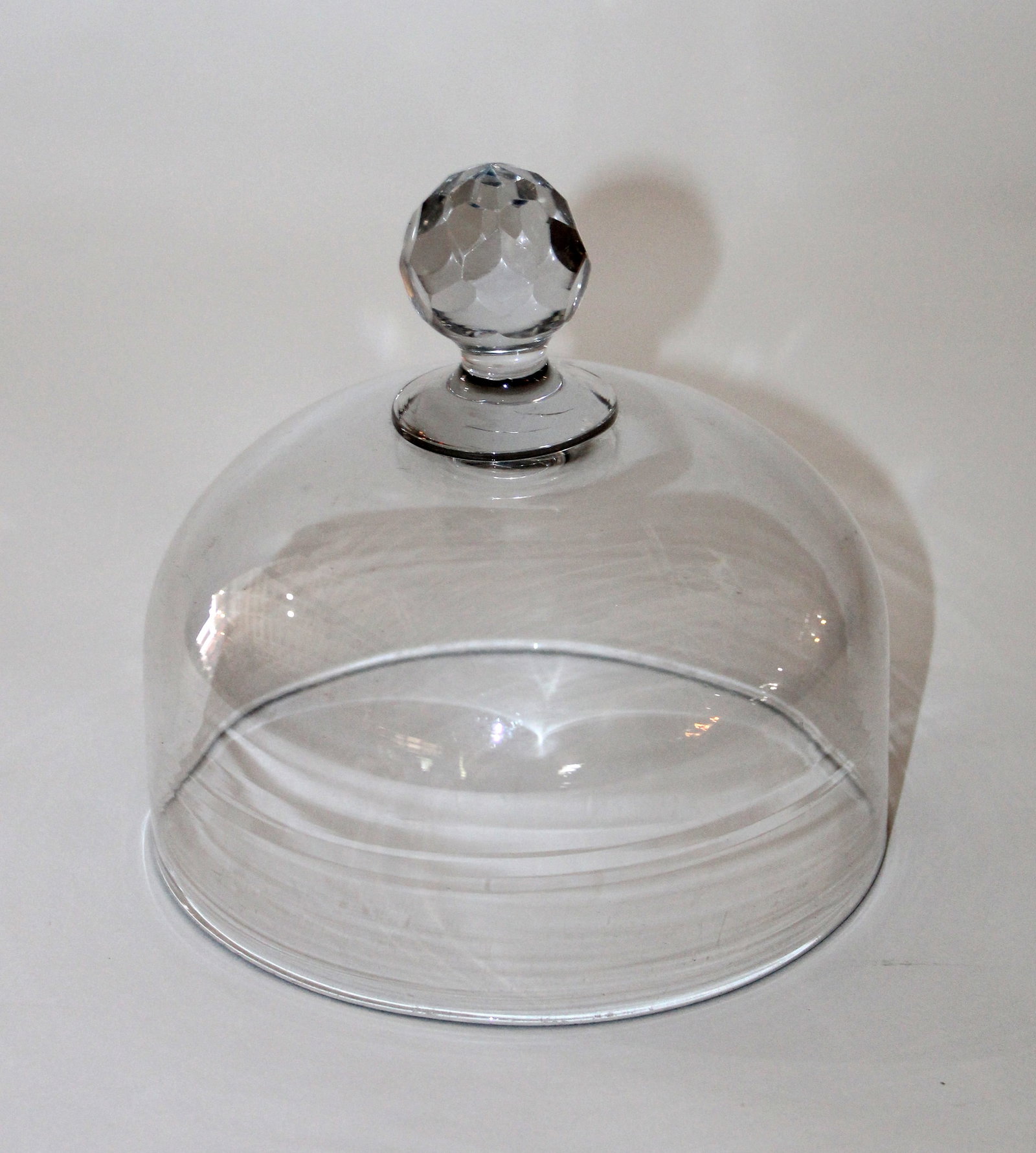 Small french glass cheese cloche: Small French glass cheese cloche. 5 1/2"h x 5 3/4" dia. Weight: less than 1lb