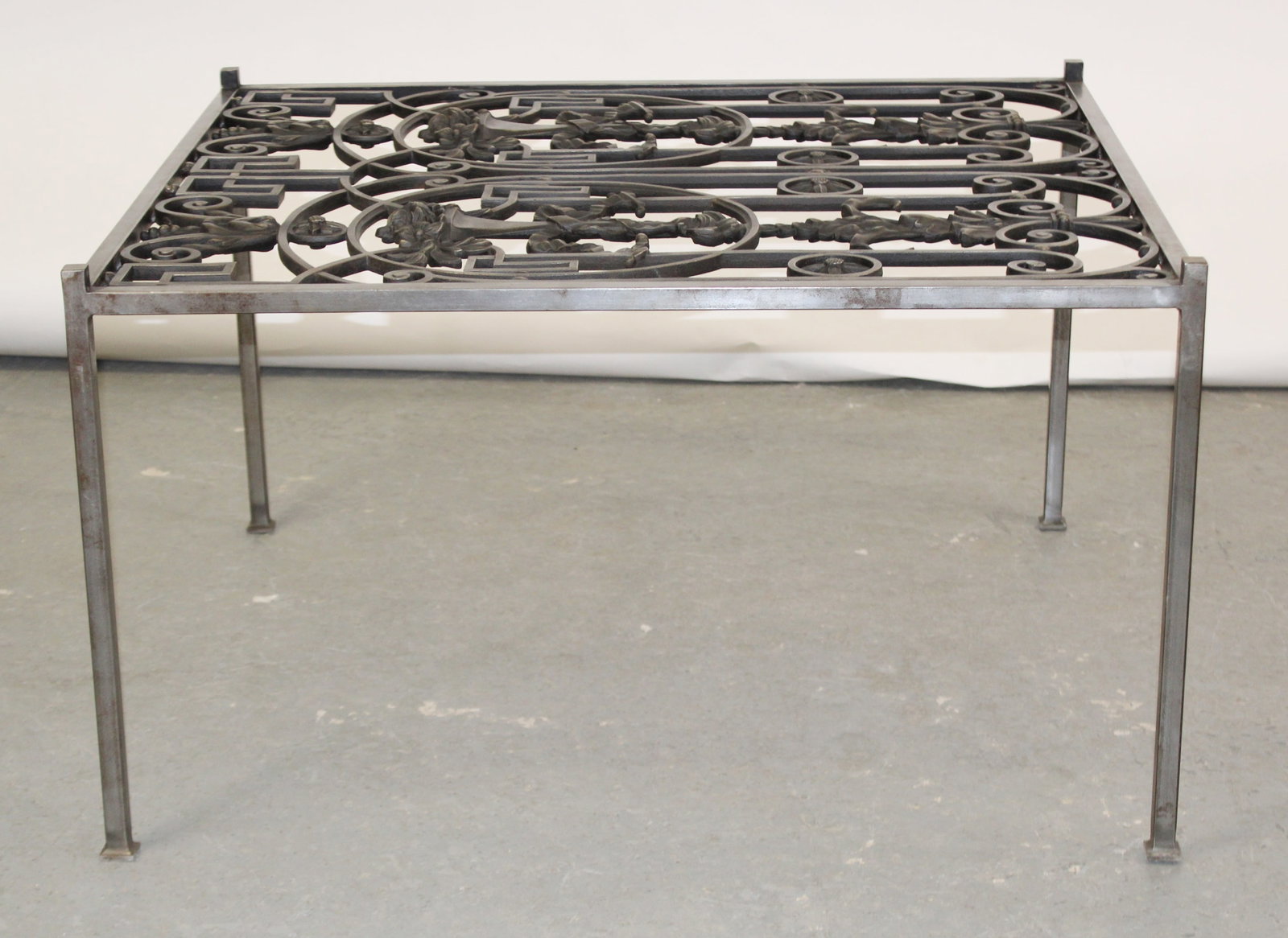 Wrought iron coffee table - 9