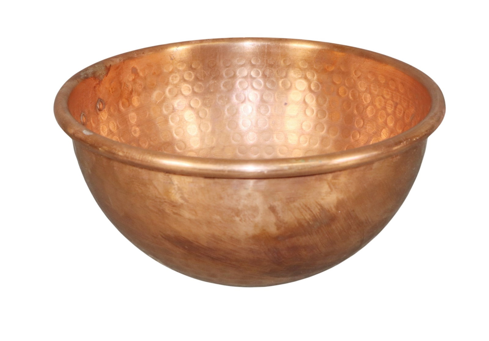 French Cordon Bleu hammered copper mixing bowl: French Cordon Bleu hammered copper mixing bowl. Bears Cordon Bleu mark and "26." 6"h x 11 1/8"dia Weight: 4lbs