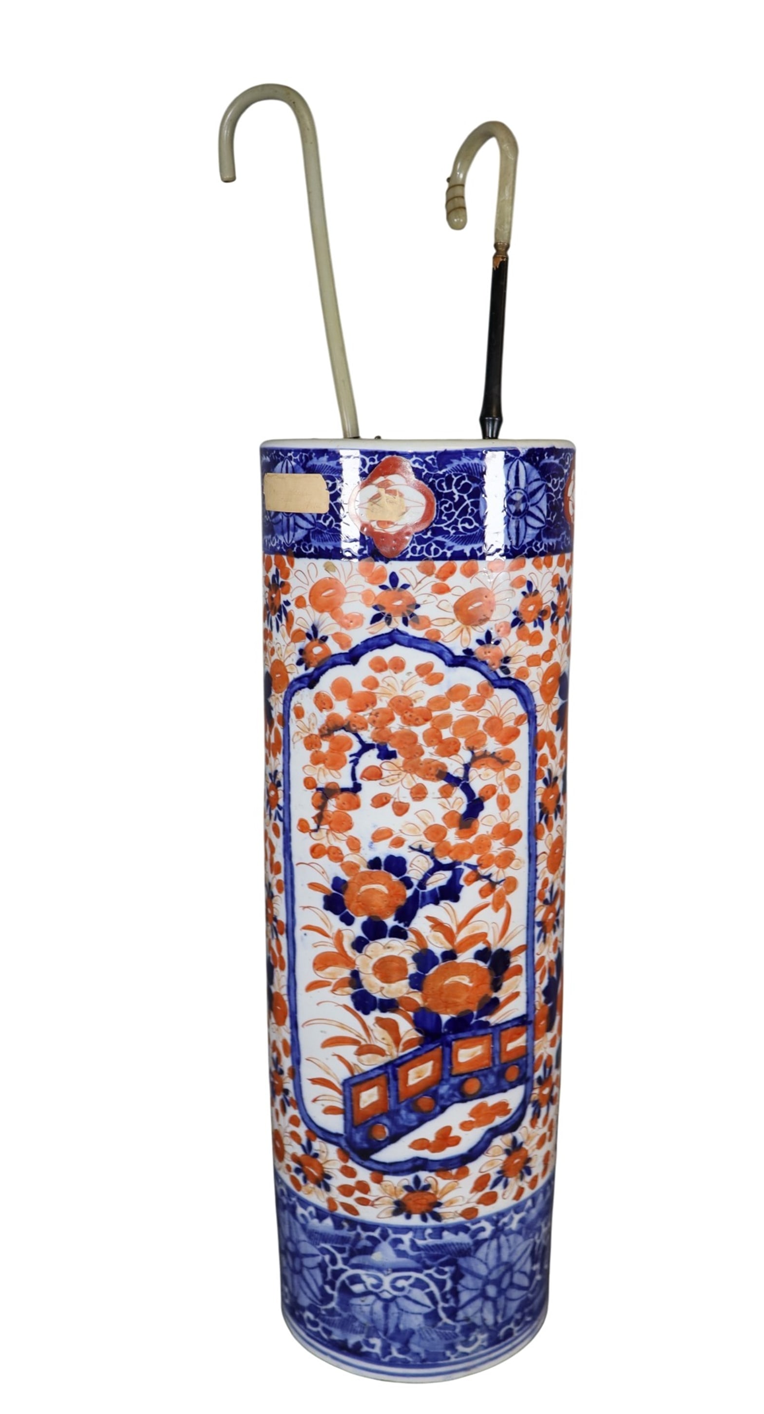 Japanese Imari porcelain cylinder umbrella stand (1 of 6)
