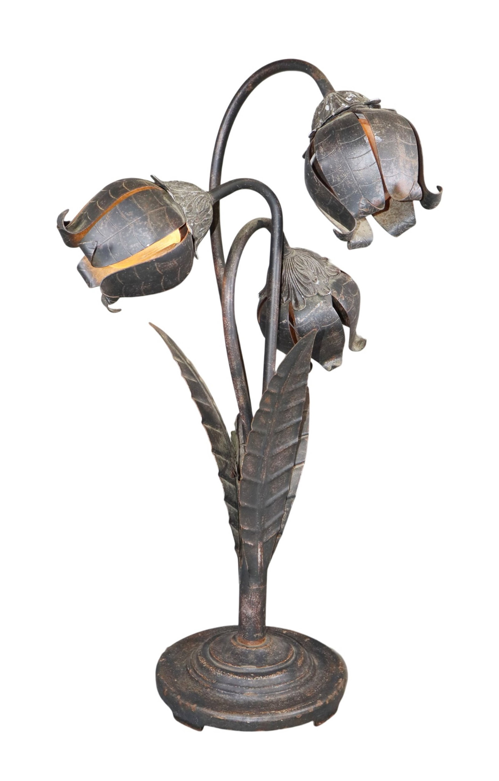Cast iron 3-light table lamp with tulip shades (1 of 11)