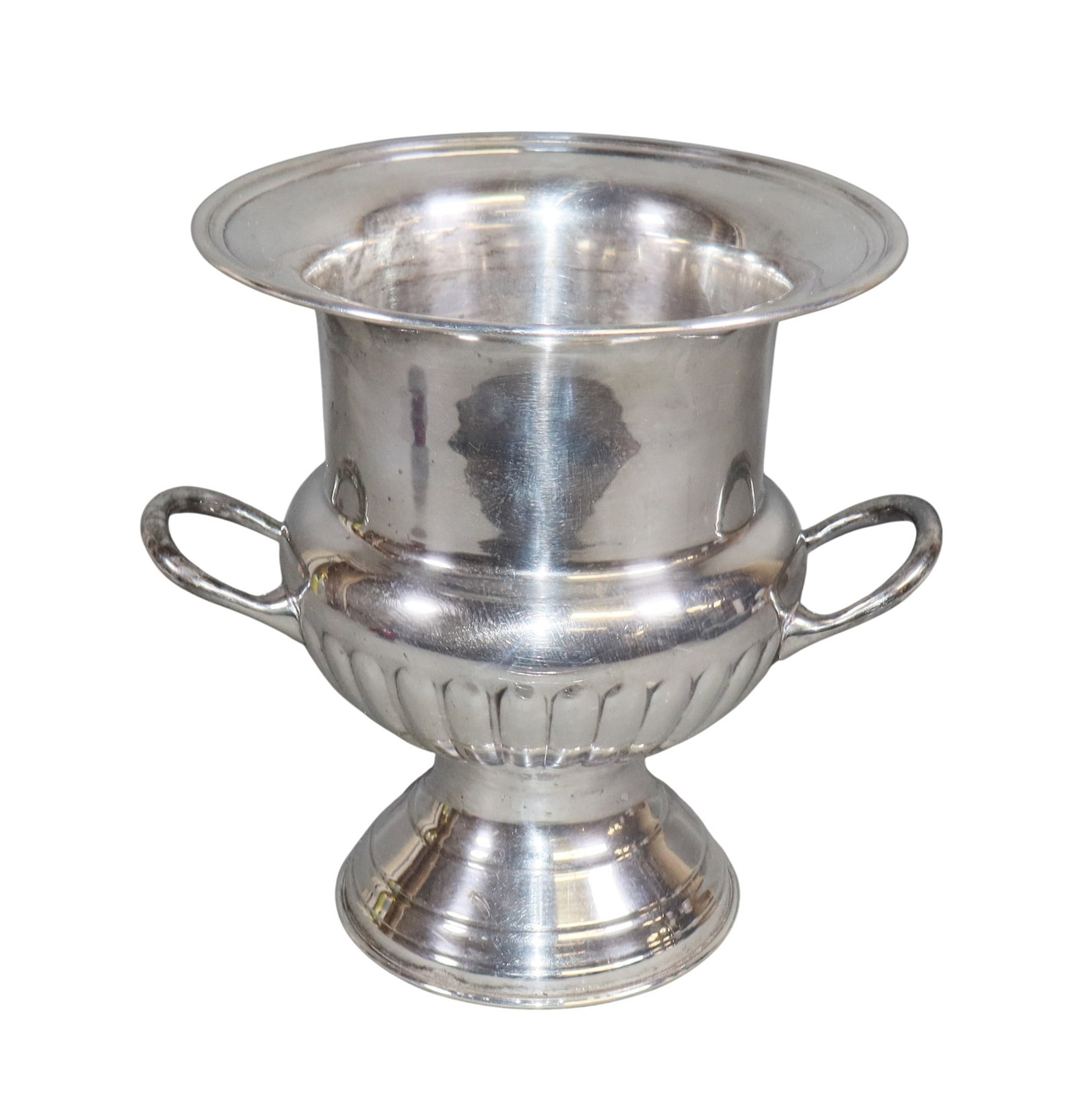 Silverplate champagne urn with handles (1 of 6)