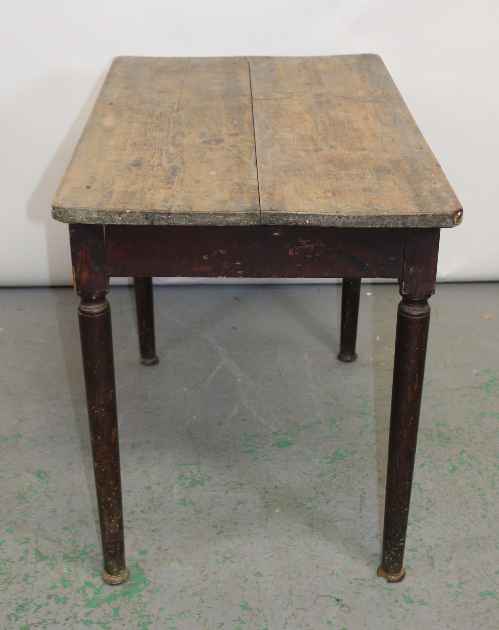 French distressed pine side table - 5