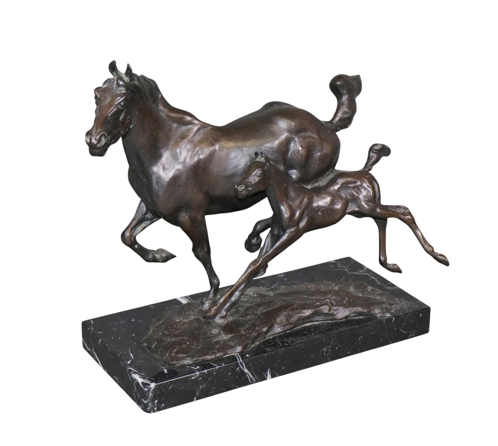 Petite bronze mare and foal horse sculpture on marble base: Petite bronze mare and foal horse sculpture on marble base. Early 20th century. 8 3/4"h x 10 1/2"w x 4"d Weight: 10lbs