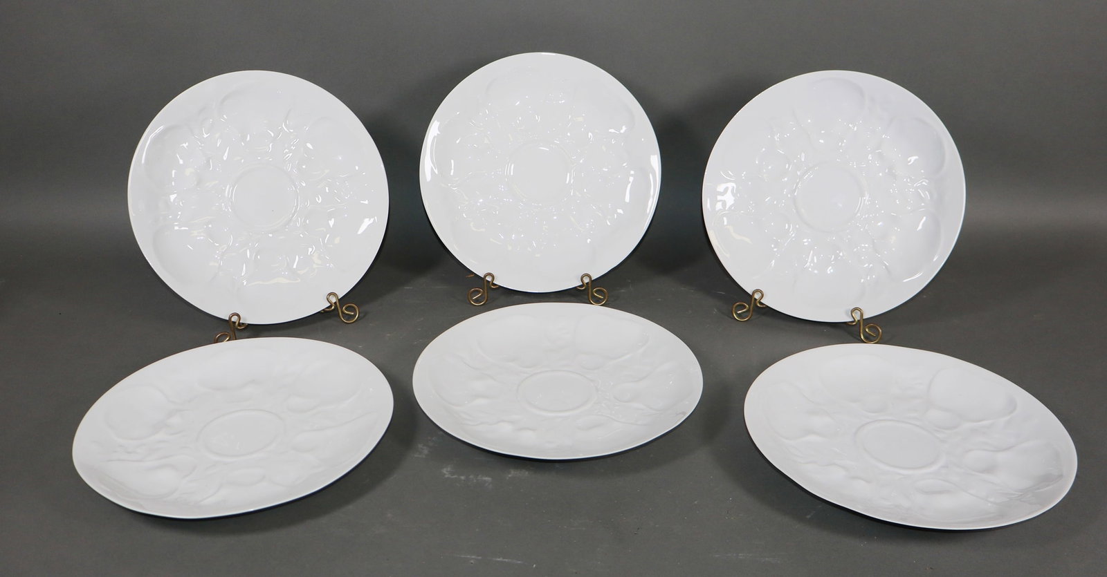 Set of 6 French oyster plates