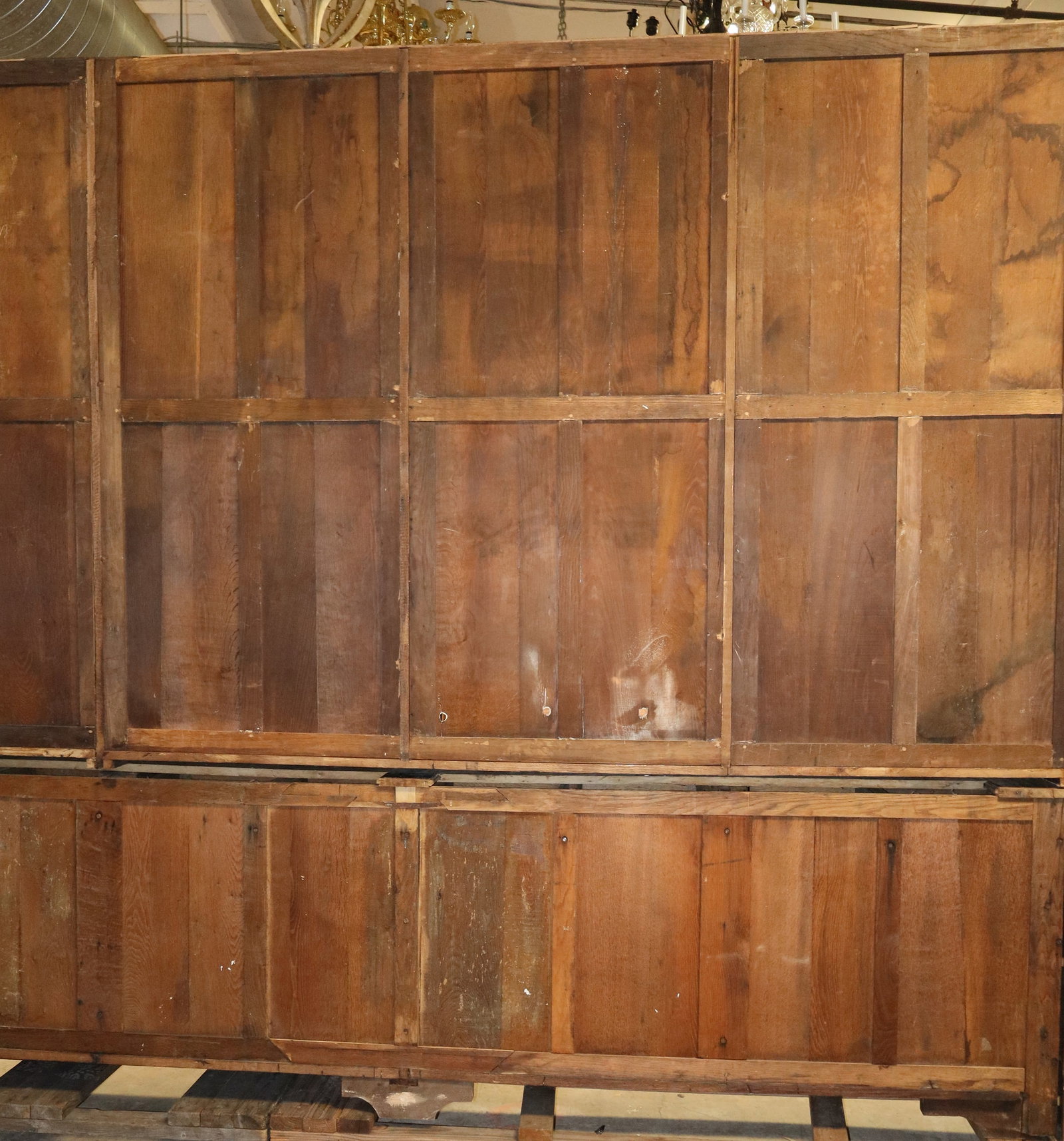 Monumental French open shelf bookcase in oak with fluted pilasters - 5