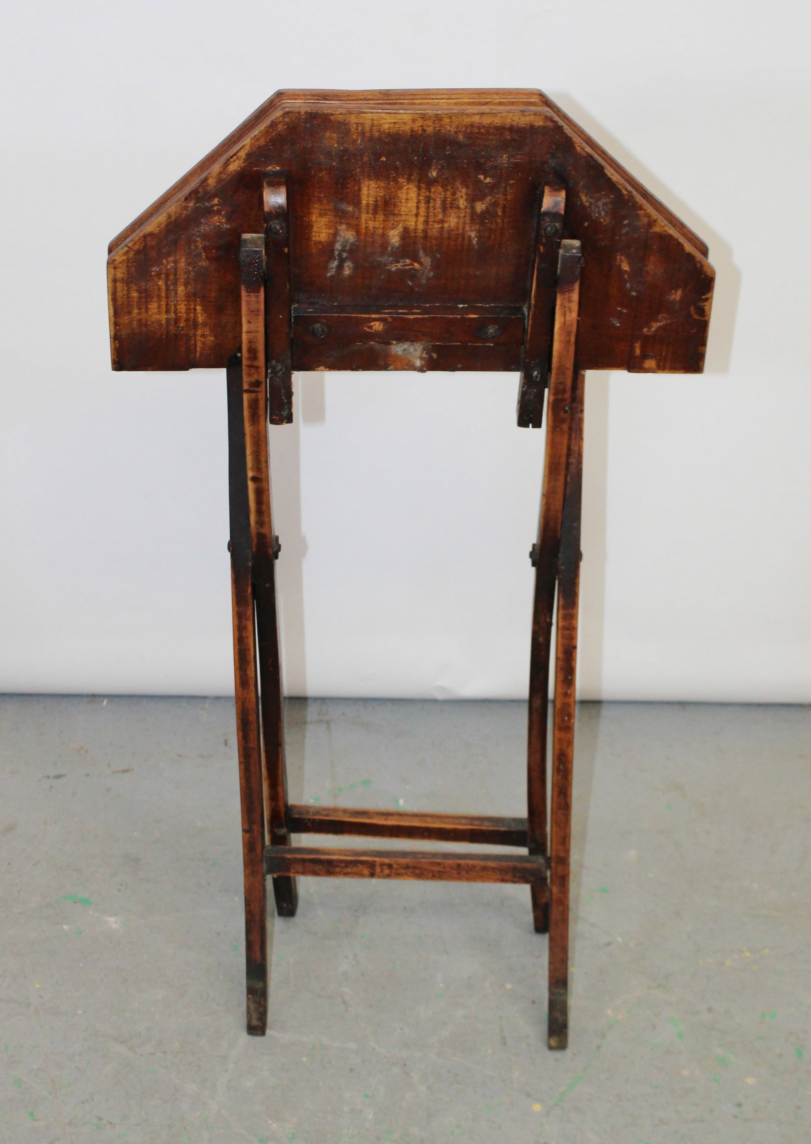 American petite folding side table - 11