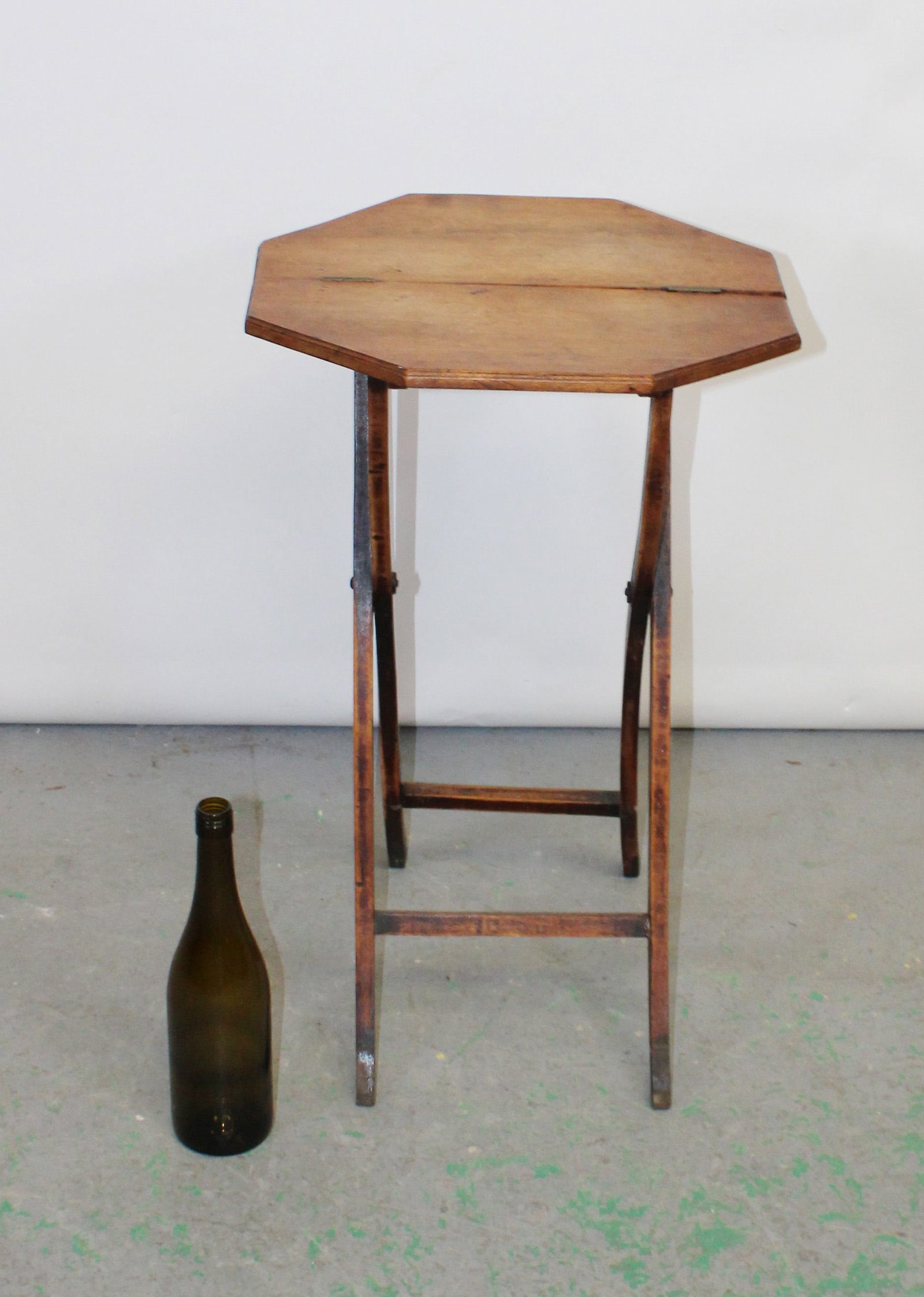 American petite folding side table - 4