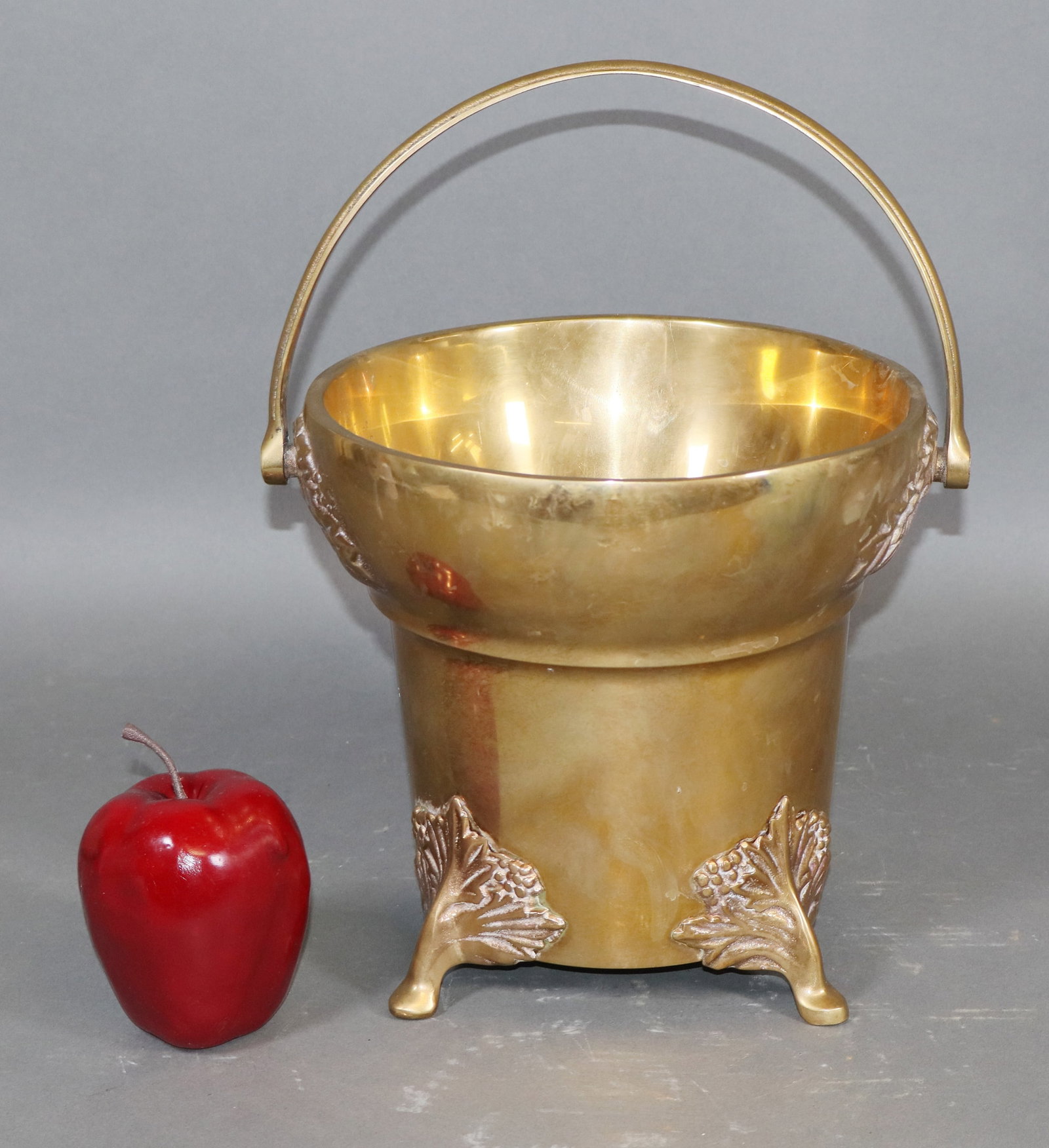 Mastercraft solid brass handled pot - 3