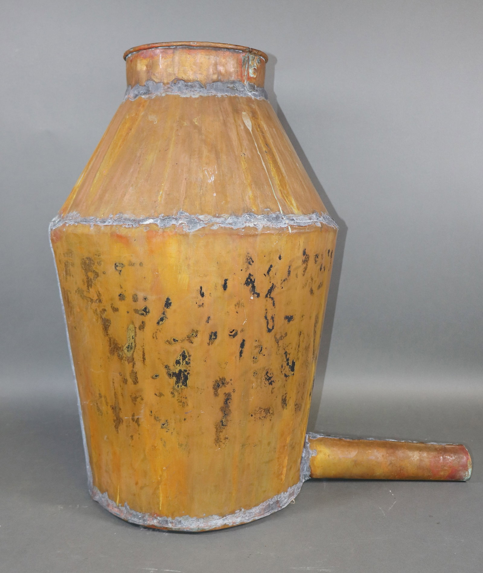 Large copper still - 4