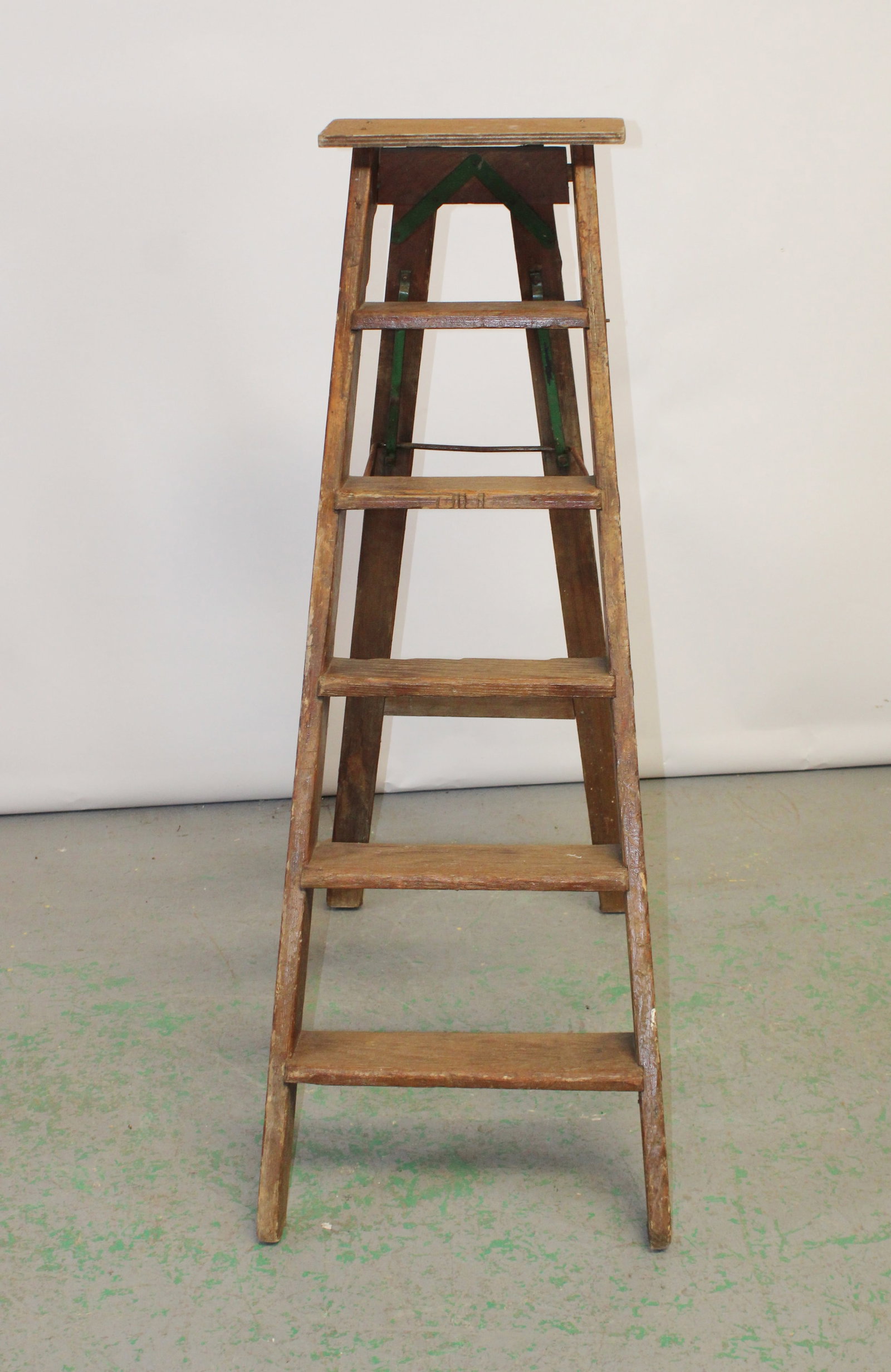 French folding step ladder: French folding ladder in pine with 5 steps. 46 1/4"h x 16"w x 37"d overall