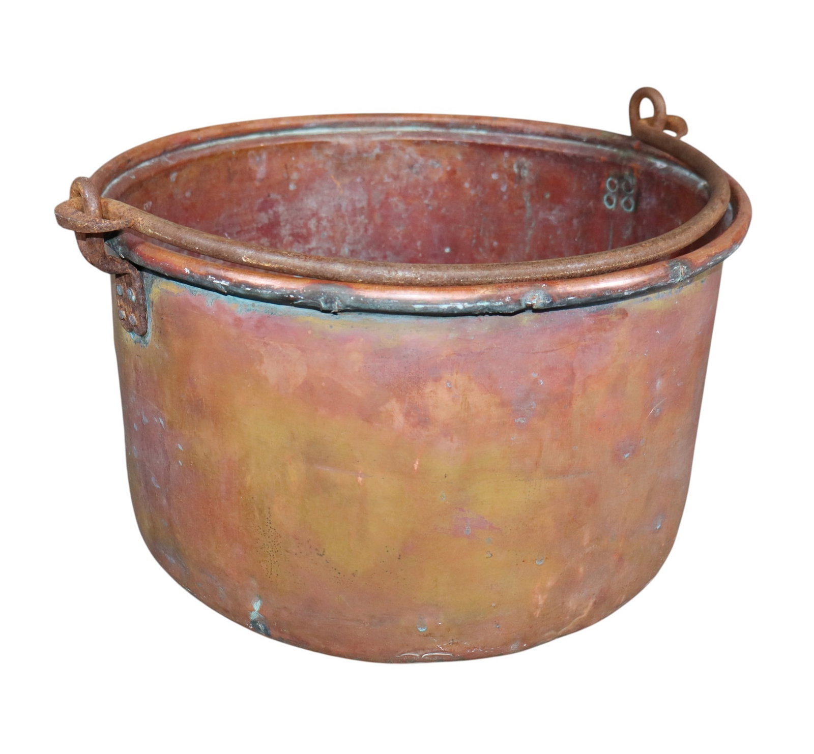 Large copper pot with handle: Large copper pot with handle. 10 1/2"h x 14 1/2"dia Weight: 6lbs